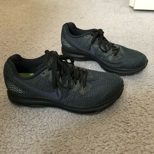 Nike Zoom All Out Sneakers